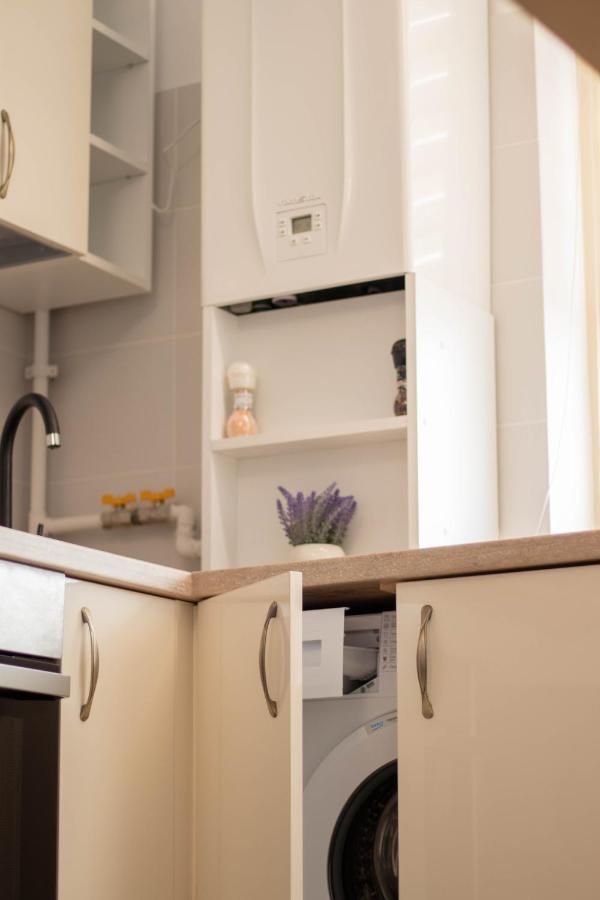 Yzza Apartament Năvodari Esterno foto