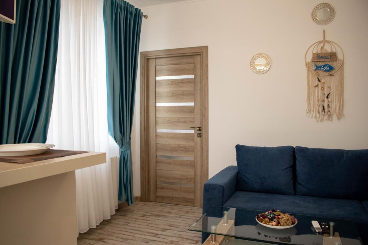 Yzza Apartament Năvodari Esterno foto