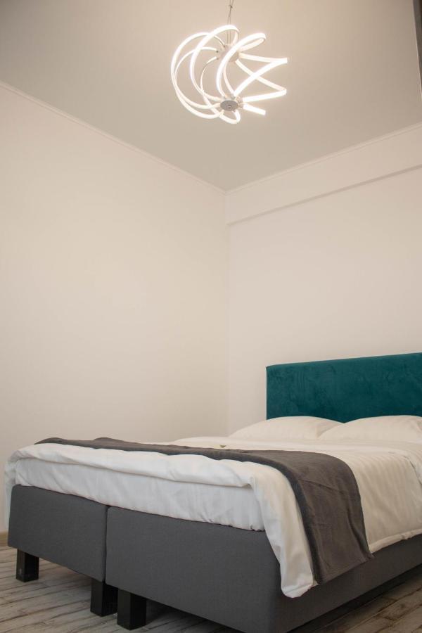 Yzza Apartament Năvodari Esterno foto