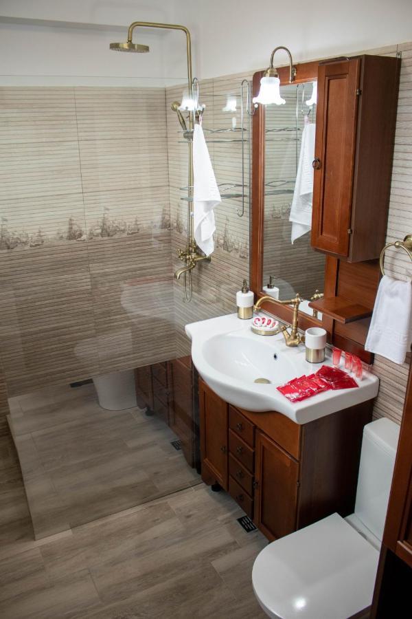 Yzza Apartament Năvodari Esterno foto