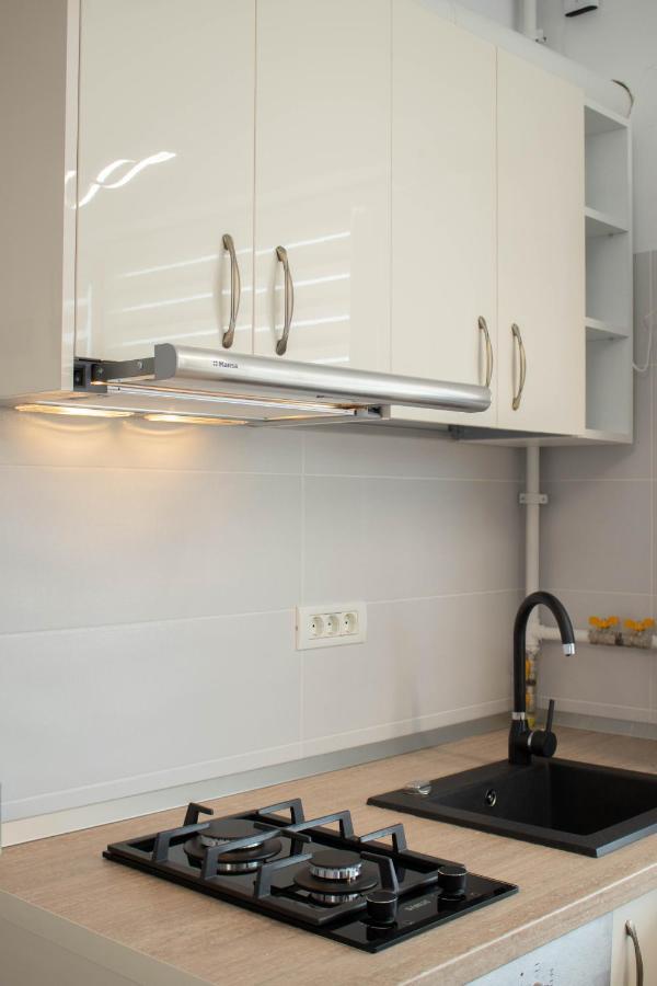 Yzza Apartament Năvodari Esterno foto