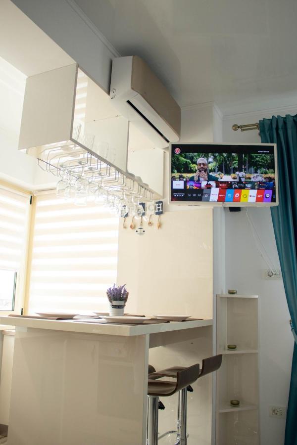 Yzza Apartament Năvodari Esterno foto