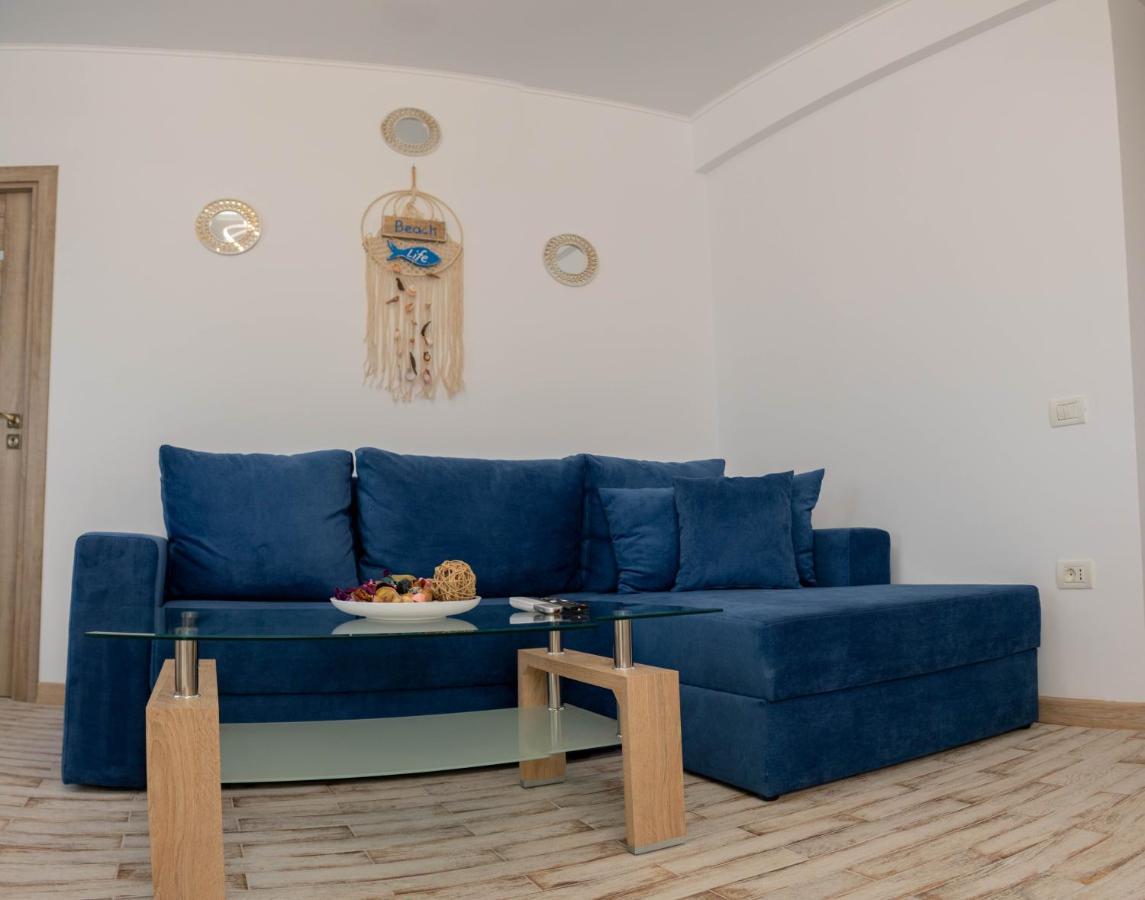 Yzza Apartament Năvodari Esterno foto